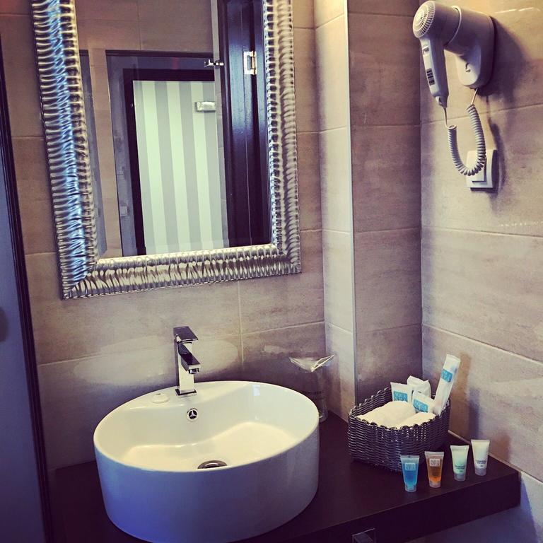 Luxury Rooms Luca And Deluca Belgrad Exterior foto