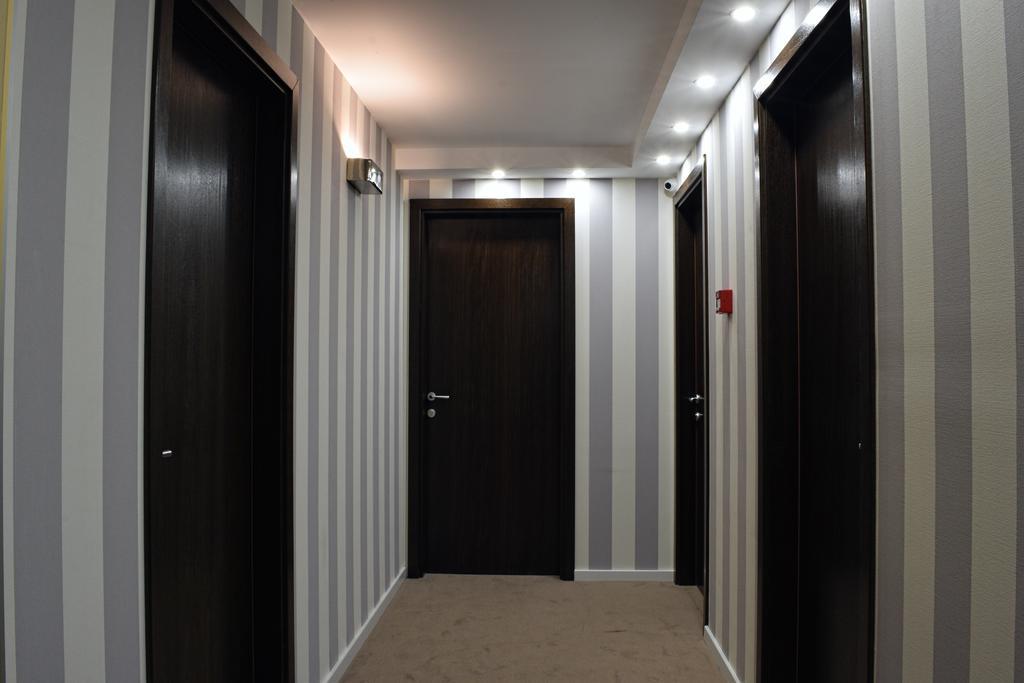 Luxury Rooms Luca And Deluca Belgrad Exterior foto