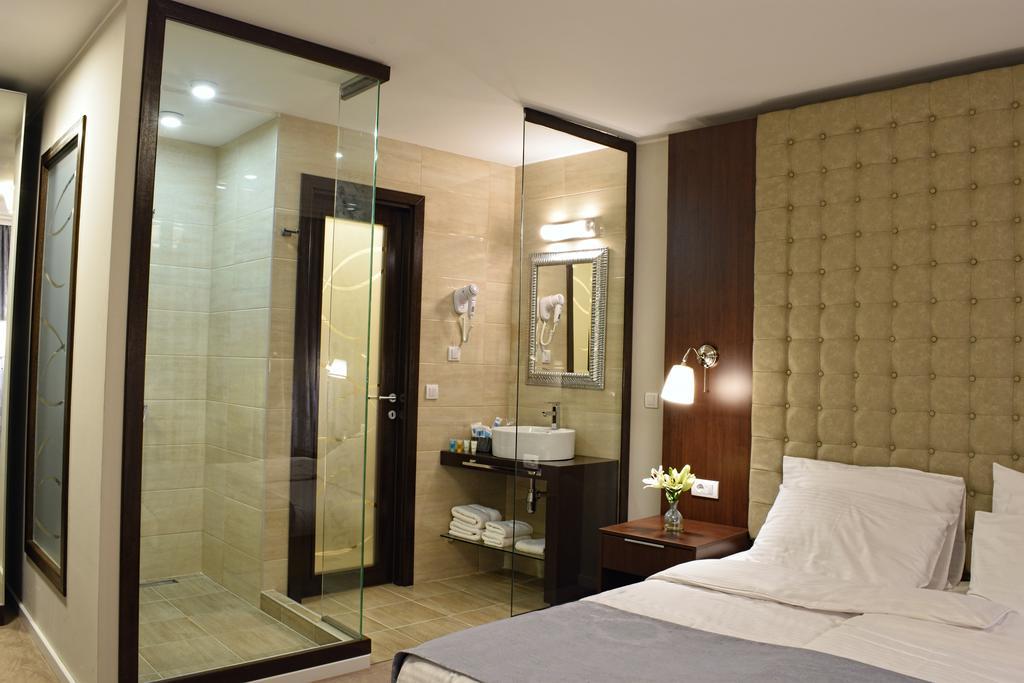 Luxury Rooms Luca And Deluca Belgrad Exterior foto