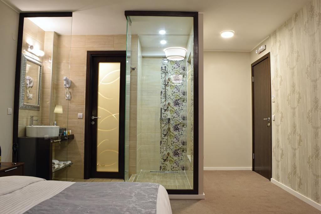 Luxury Rooms Luca And Deluca Belgrad Exterior foto